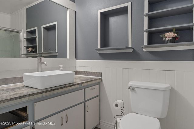 4286 Bluewater Avenue, Spring Hill, FL 34606