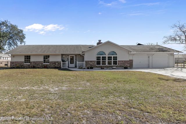 4286 Bluewater Avenue, Spring Hill, FL 34606