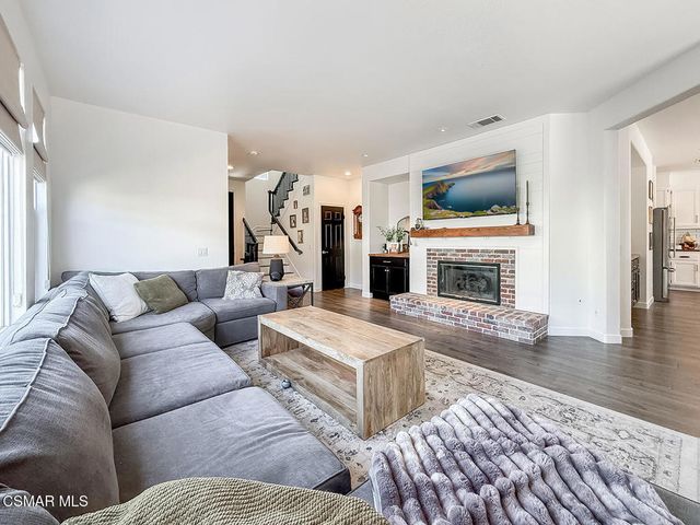 27261 Sterling Grove Lane, Canyon Country, CA 91387