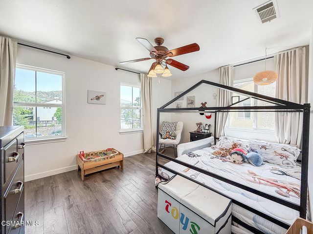 27261 Sterling Grove Lane, Canyon Country, CA 91387