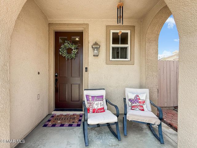 27261 Sterling Grove Lane, Canyon Country, CA 91387