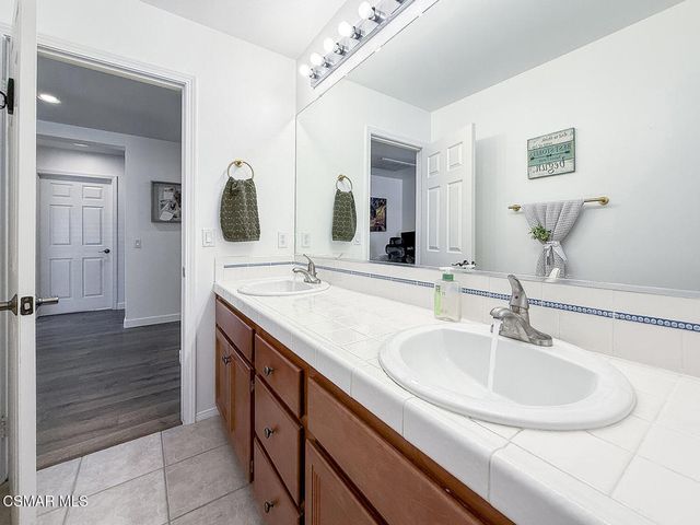 27261 Sterling Grove Lane, Canyon Country, CA 91387