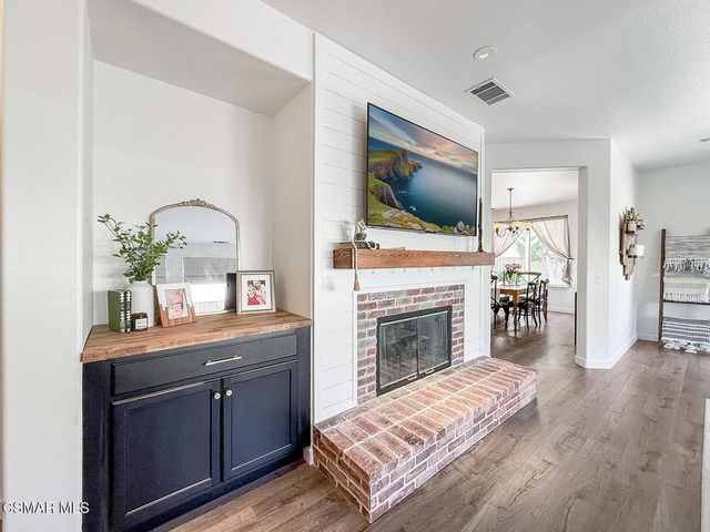27261 Sterling Grove Lane, Canyon Country, CA 91387