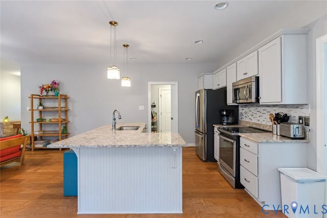 5980 Deerpath Dr, New Kent, VA 23124