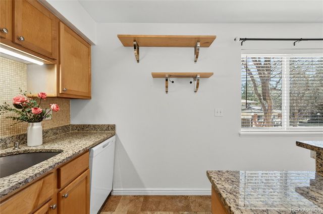 9005 E Lehigh Avenue 17, Denver, CO 80237