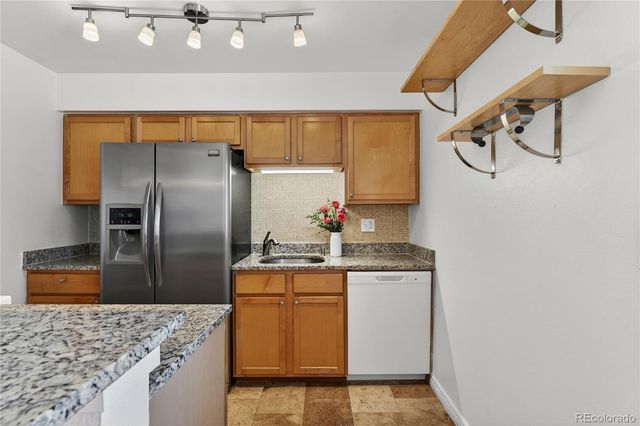 9005 E Lehigh Avenue 17, Denver, CO 80237