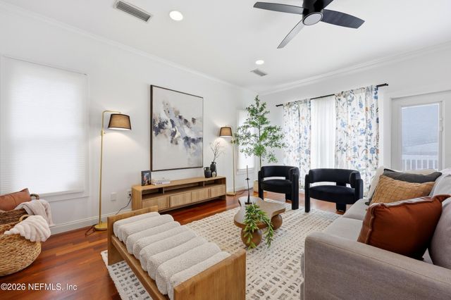 44 W 12TH Street, Jacksonville, FL 32206