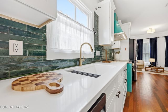 44 W 12TH Street, Jacksonville, FL 32206