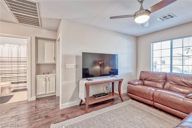 9676 LOUD WATER Way, Las Vegas, NV 89148