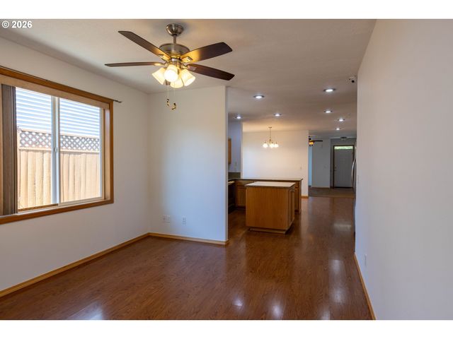 2940 BROOKE St, Forest Grove, OR 97116