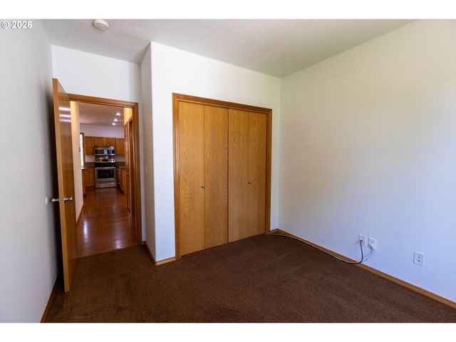 2940 BROOKE St, Forest Grove, OR 97116