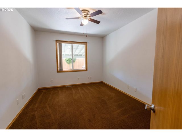 2940 BROOKE St, Forest Grove, OR 97116