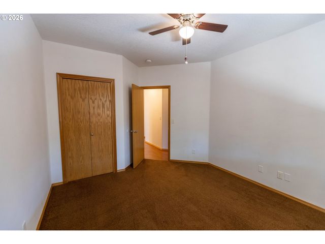 2940 BROOKE St, Forest Grove, OR 97116