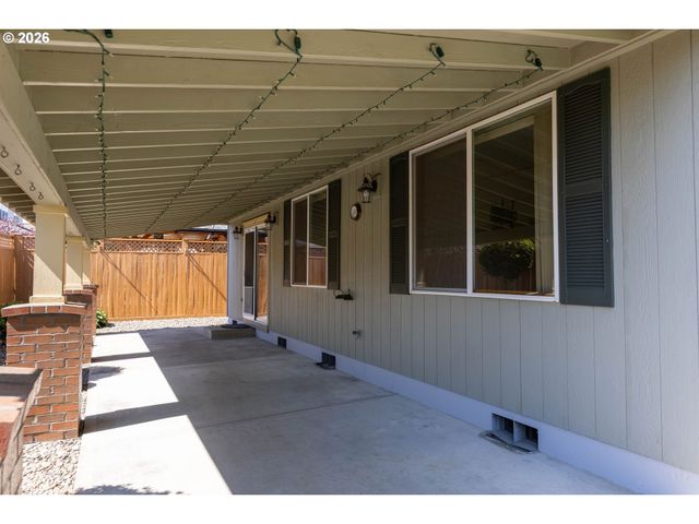 2940 BROOKE St, Forest Grove, OR 97116