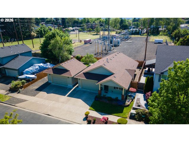2940 BROOKE St, Forest Grove, OR 97116