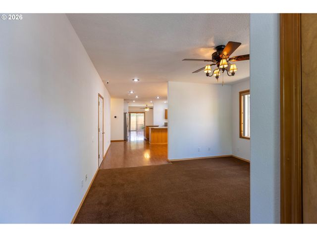 2940 BROOKE St, Forest Grove, OR 97116