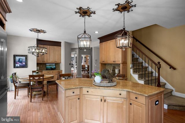402 TIMBER LN, Mullica Hill, NJ 08062