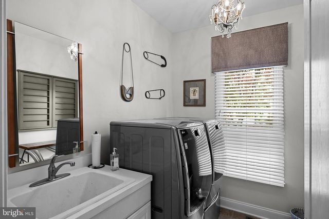 402 TIMBER LN, Mullica Hill, NJ 08062