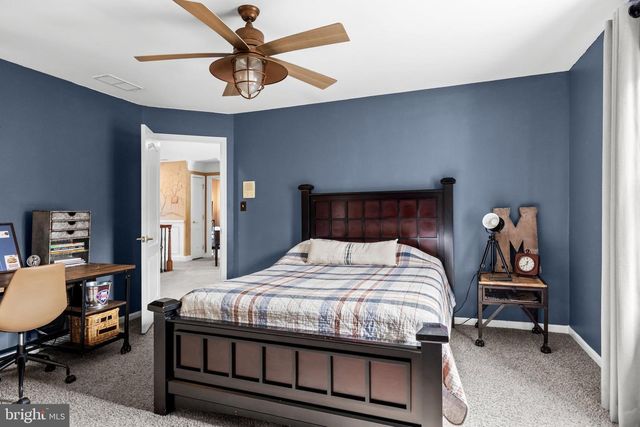 402 TIMBER LN, Mullica Hill, NJ 08062