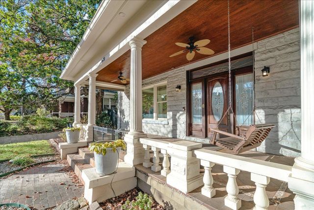 1630 CARR AVE, Memphis, TN 38104