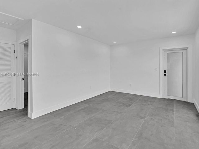 11900 N Bayshore Drive 101, North Miami, FL 33181