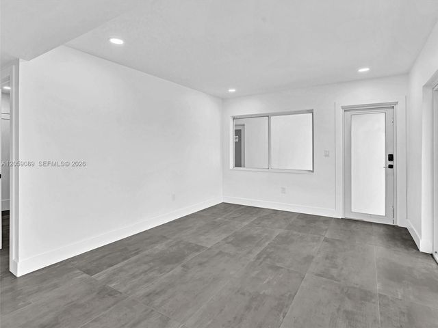 11900 N Bayshore Drive 101, North Miami, FL 33181