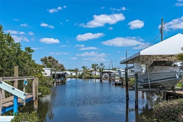 9 TENNESSEE STREET, Palmetto, FL 34221