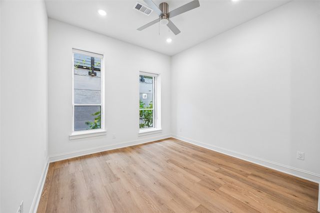 2010 Commerce Street B204, Dallas, TX 75201