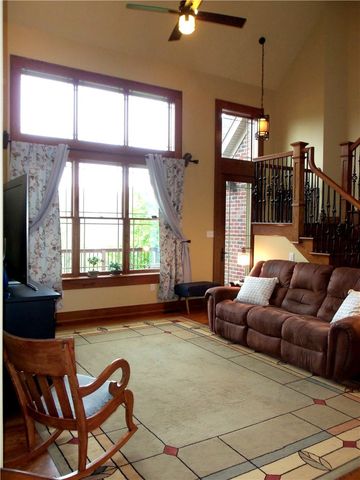 7011 Sunrise Lane, Mt Pleasant Twp, PA 15057