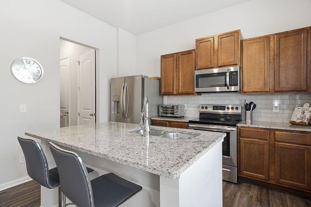 491 Bishop Lane, Woodstock, GA 30188