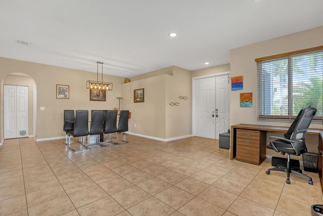 9022 Dupont Place, Wellington, FL 33414