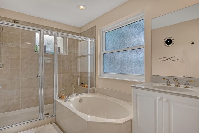 9022 Dupont Place, Wellington, FL 33414