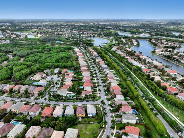 9022 Dupont Place, Wellington, FL 33414