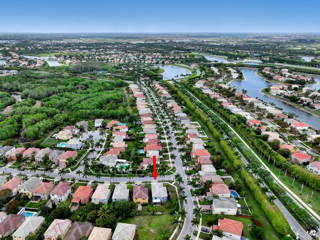 9022 Dupont Place, Wellington, FL 33414