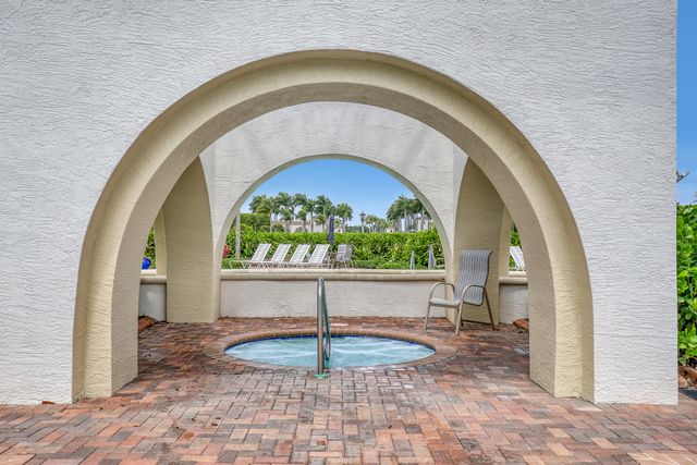 9022 Dupont Place, Wellington, FL 33414