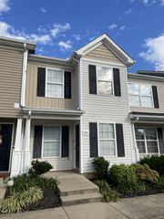 1414 Bunny Ct, Murfreesboro, TN 37130
