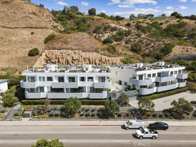22065 Pacific Coast Hwy 3, Malibu, CA 90265