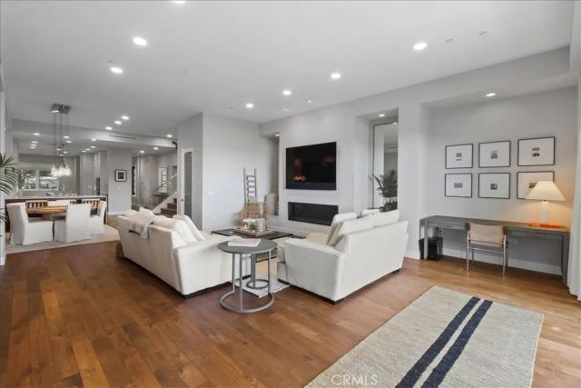 22065 Pacific Coast Hwy 3, Malibu, CA 90265