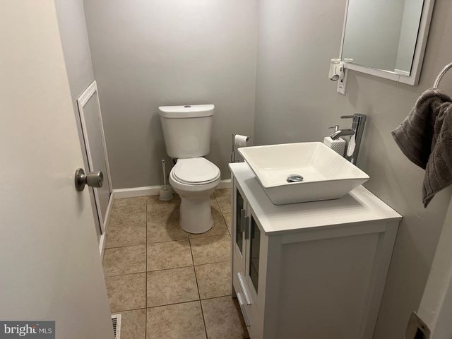 11 KENT PL, Sewell, NJ 08080