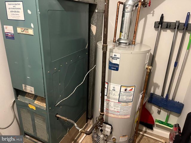 11 KENT PL, Sewell, NJ 08080