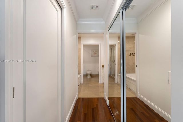 1566 NE Quayside Ter D14, Miami, FL 33138
