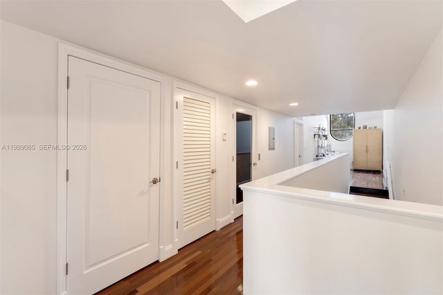 1566 NE Quayside Ter D14, Miami, FL 33138