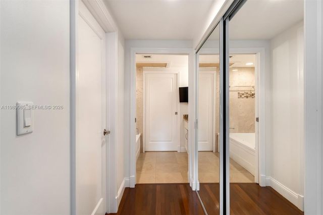 1566 NE Quayside Ter D14, Miami, FL 33138