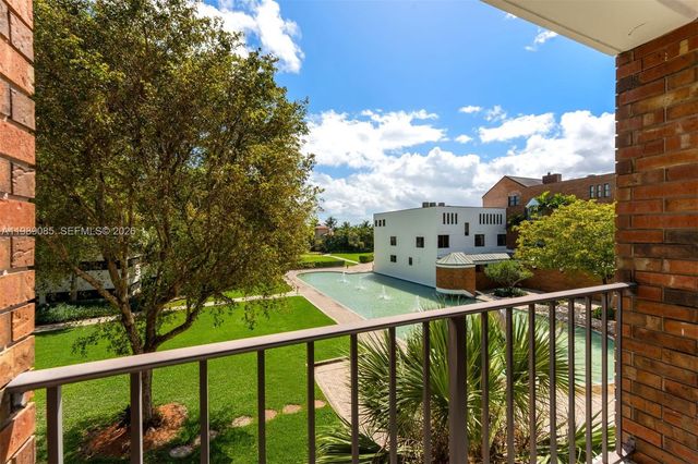 1566 NE Quayside Ter D14, Miami, FL 33138