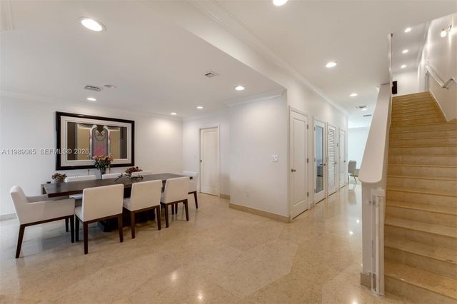 1566 NE Quayside Ter D14, Miami, FL 33138