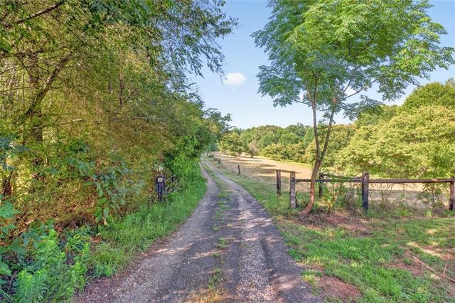 3715 Bob Bryant Road, Gainesville, GA 30507