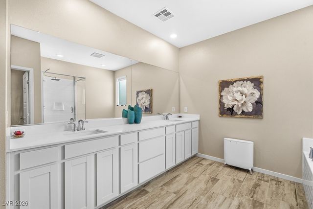 194 Viento Ridge Street, Henderson, NV 89012