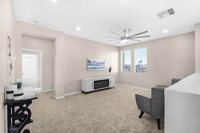 194 Viento Ridge Street, Henderson, NV 89012