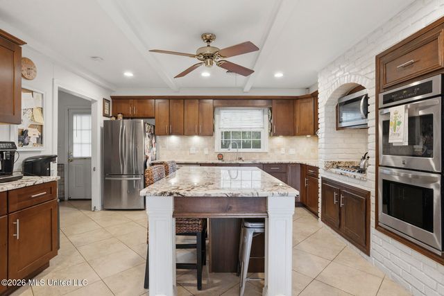 125 Poinciana Drive, Jackson, MS 39211