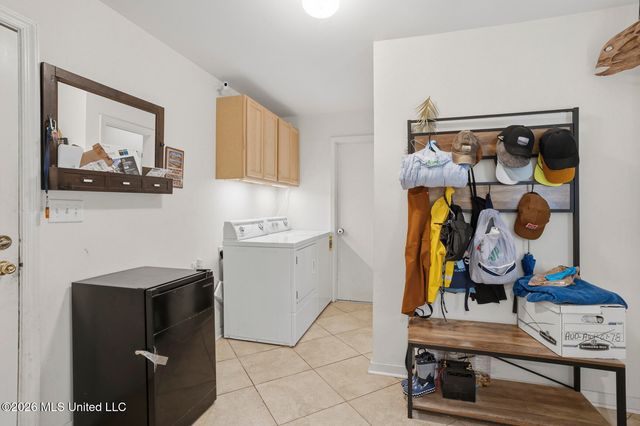 125 Poinciana Drive, Jackson, MS 39211